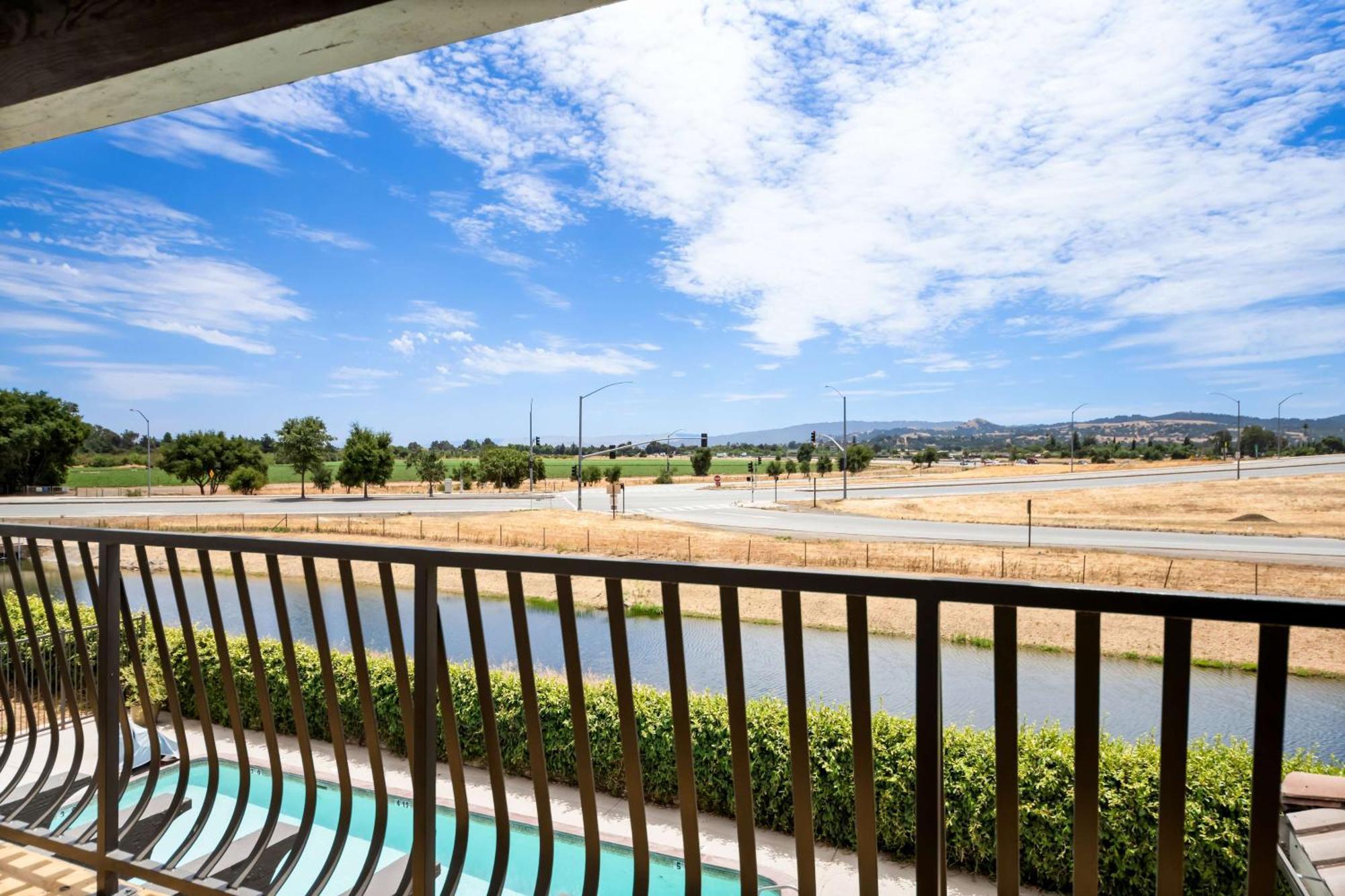 Hampton Inn Morgan Hill Exteriér fotografie