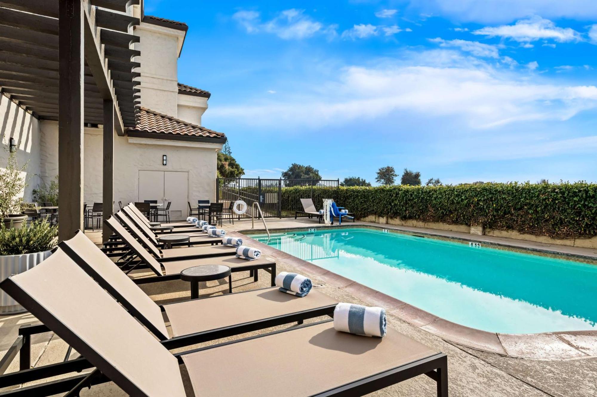 Hampton Inn Morgan Hill Exteriér fotografie